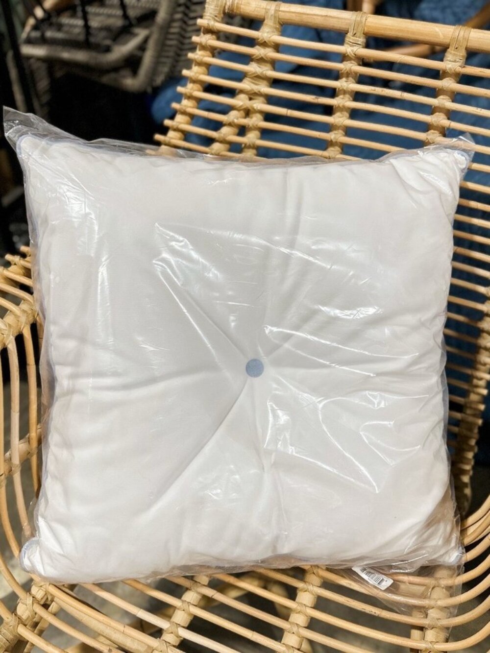 NEW Serena & Lily Sunbrella Lido Outdoor Pillow (24” SQ)-White/Coastal Blue